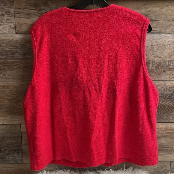 MERRY & BRIGHT Ladies Embroidered Vintage Scottie Dog Holiday Fleece Vest L Red - Picture 9 of 11
